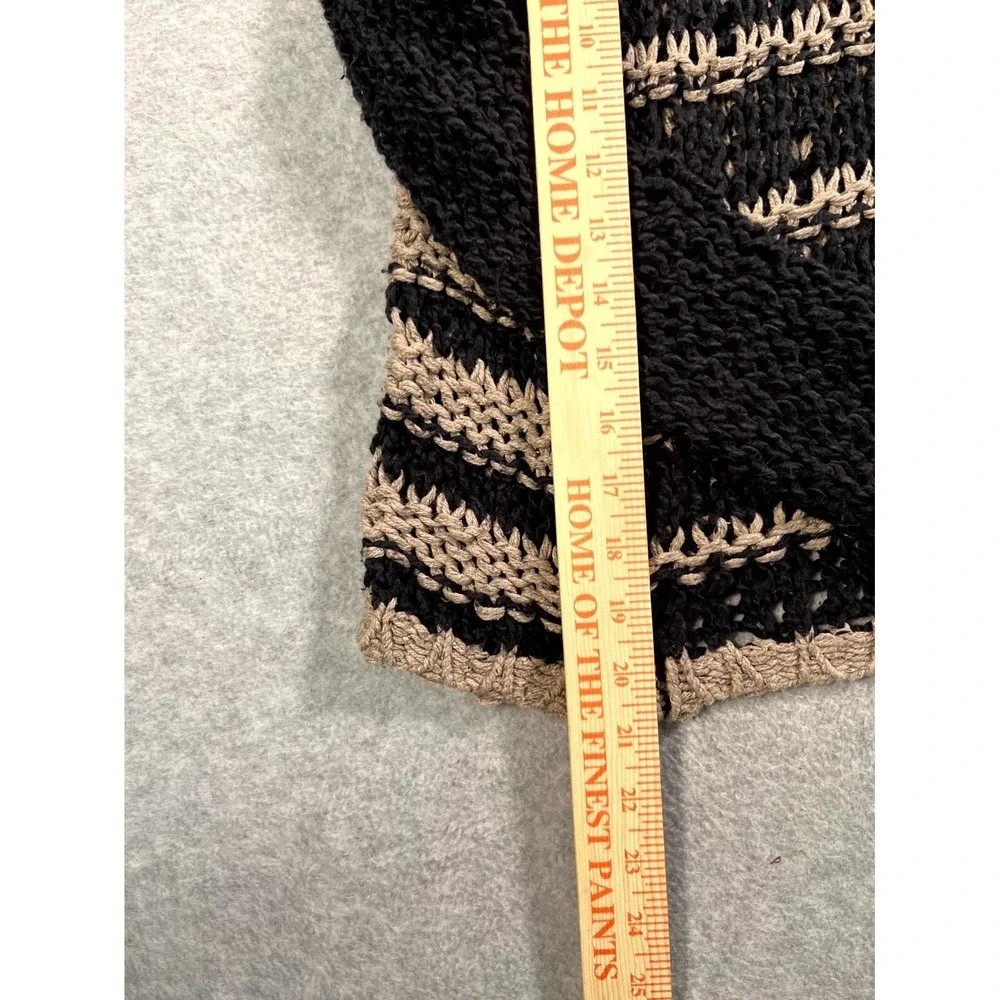 Free People Cropped Sweater Womens XS Black Beige Striped Chunky Knit‎ Pullover
